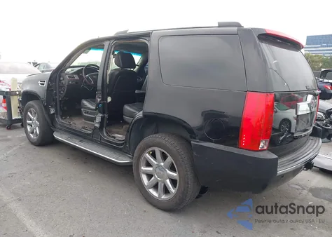 2007 Cadillac Escalade Standard z USA, uszkodzony, nr VIN 1GYFK63887R212573